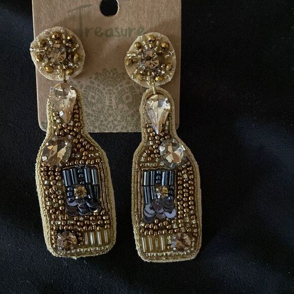 Jewelry - Gold beaded champagne bottle earrings